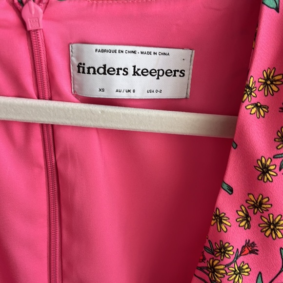 Finders Keepers Hana floral print wrap mini dress - Picture 7 of 8